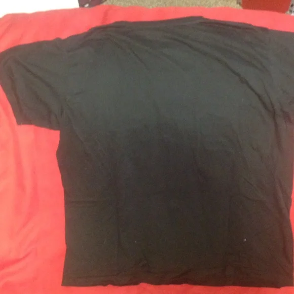 The Shield tshirt - Picture 2 of 3